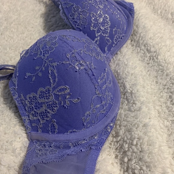 Bra - Picture 2 of 4